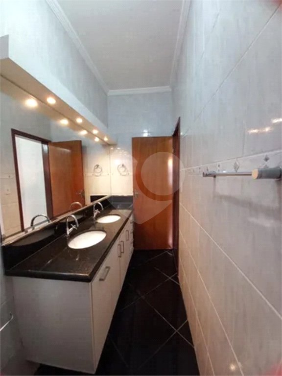 Casa à venda com 3 quartos, sendo 1 suíte,  em Residencial Bosque dos Ipês, São José dos Campos, SP