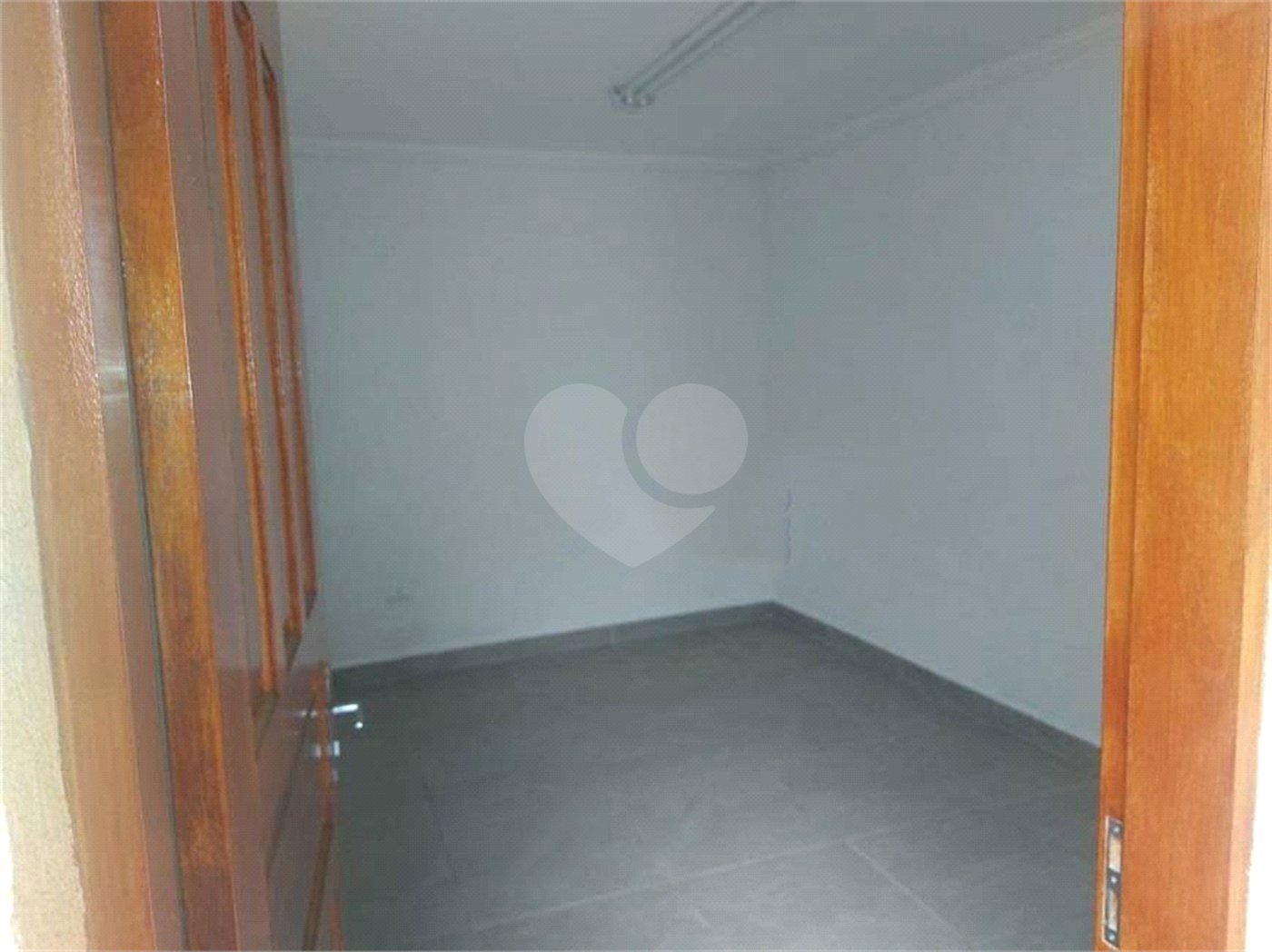 Sobrado à venda com 4 quartos em Parada Inglesa, São Paulo, SP