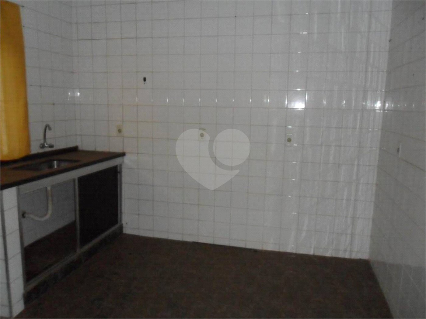 Sobrado à venda com 6 quartos, sendo 2 suítes,  em Residencial Parque dos Servidores, Ribeirão Preto, SP