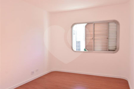 Apartamento à venda com 4 quartos, sendo 2 suítes,  em Brooklin Paulista, São Paulo, SP