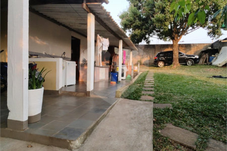 Chácara à venda com 4 quartos, sendo 1 suíte, em Vila Santa Helena, Atibaia, SP