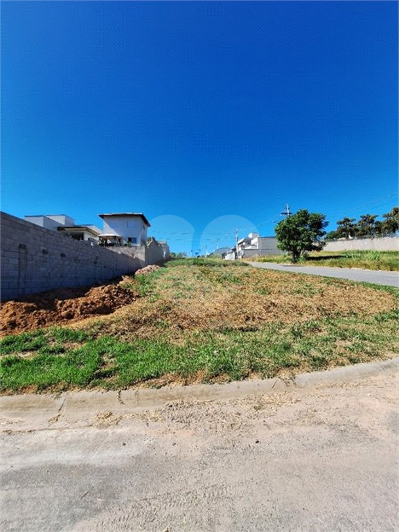 Terreno à venda com 1 suíte no condomínio Loteamento Santa Maria, Vinhedo - SP