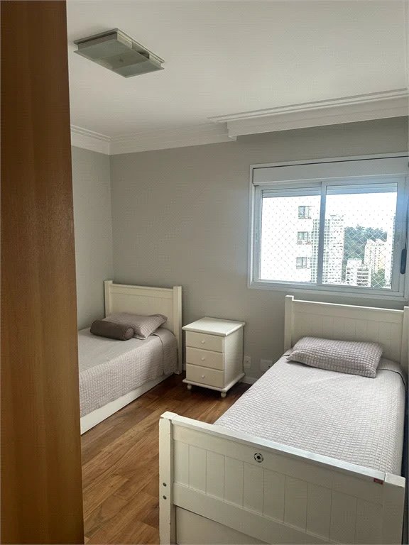 Apartamento à venda com 4 quartos, sendo 3 suítes, em Real Parque, São Paulo, SP
