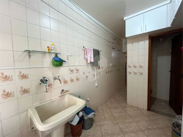 Sobrado à venda com 4 quartos, sendo 2 suítes,  em Tremembé, São Paulo, SP