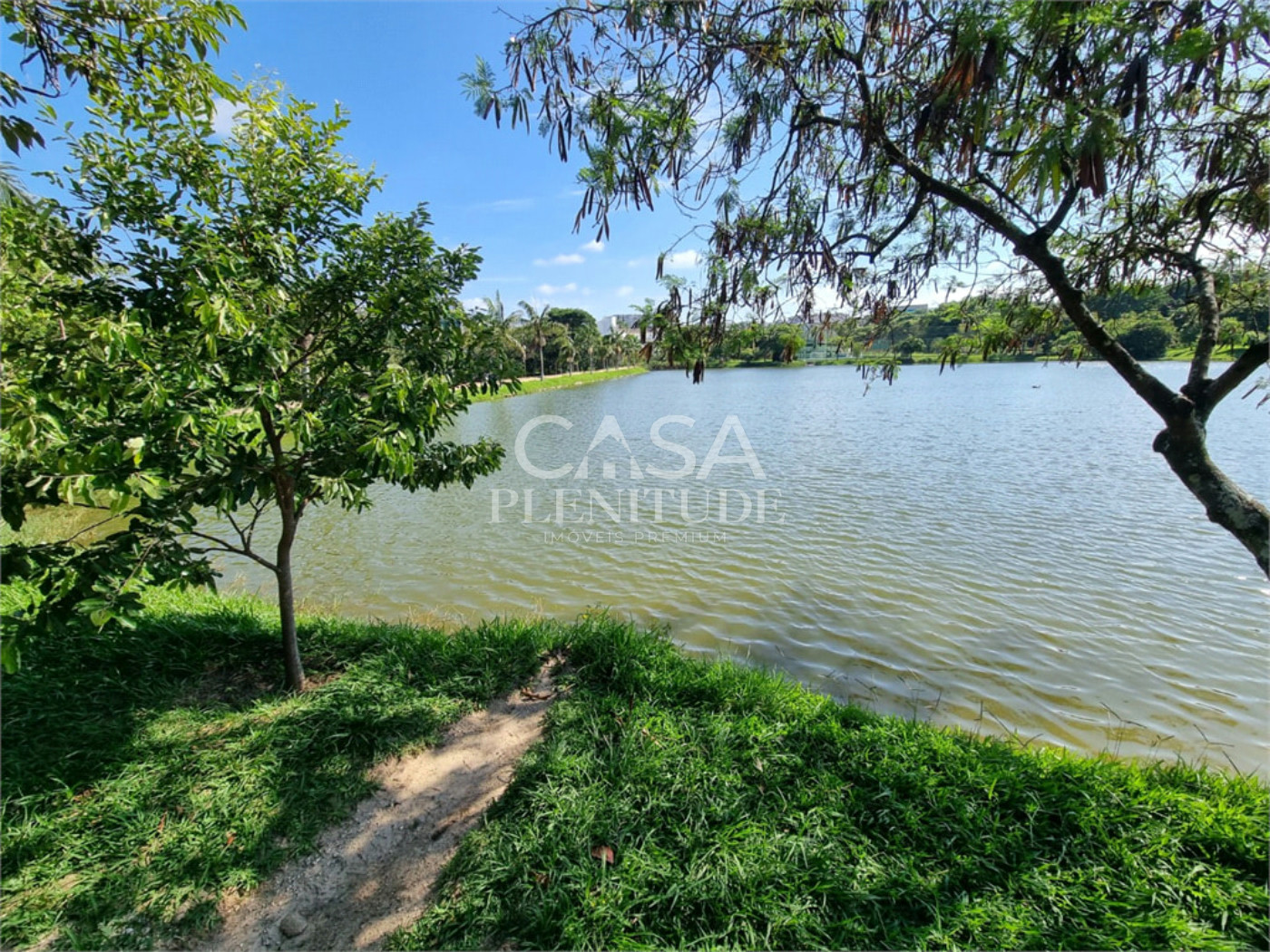 Casa em condomínio à venda com 3 quartos, sendo 1 suíte,  em Jardim Ibiti do Paço, Sorocaba, SP