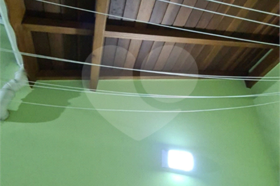 Casa à venda com 3 quartos, sendo 1 suíte, no condomínio Alvorada Parque Vitória, São Paulo - SP