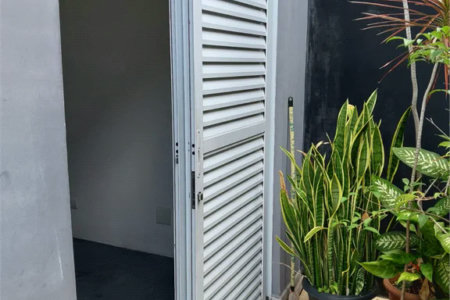 Casa à venda com 5 quartos, sendo 2 suítes,  em Jardim Bonfiglioli, São Paulo, SP