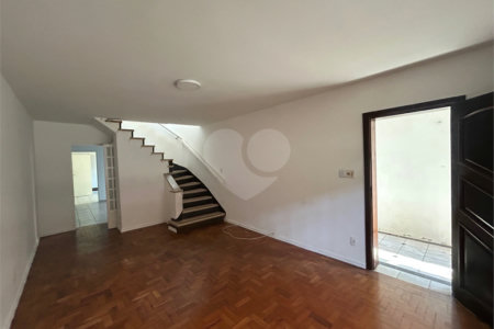 Casa à venda com 3 quartos, sendo 1 suíte,  em Santo Amaro, São Paulo, SP