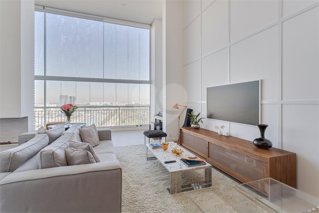 Apartamento à venda com 4 suítes em Panamby, São Paulo, SP
