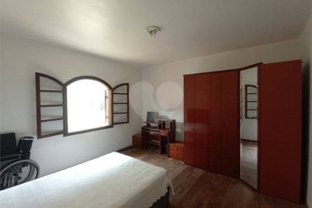 Casa à venda com 4 quartos, sendo 1 suíte,  no Centro, Itapetininga, SP