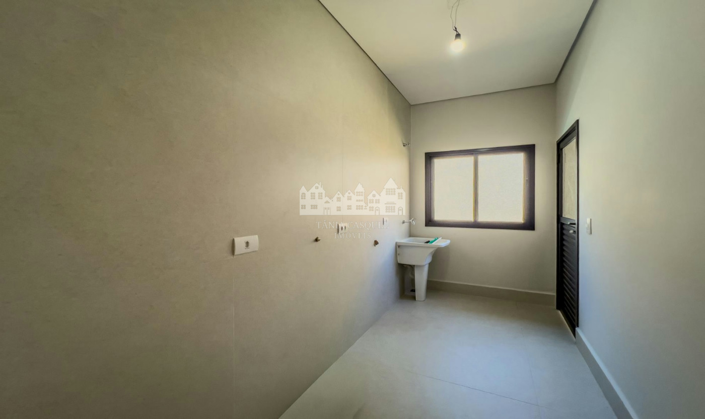 Casa à venda com 3 quartos, sendo 3 suítes, em Jardim Paulista, Atibaia - SP