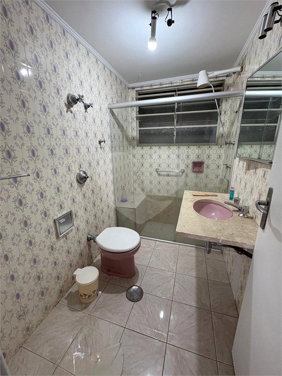 Apartamento à venda com 3 quartos, sendo 1 suíte, em Pinheiros, São Paulo, SP