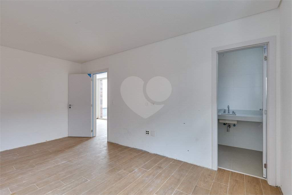 Casa à venda com 4 suítes no condomínio Gaia, São Paulo - SP