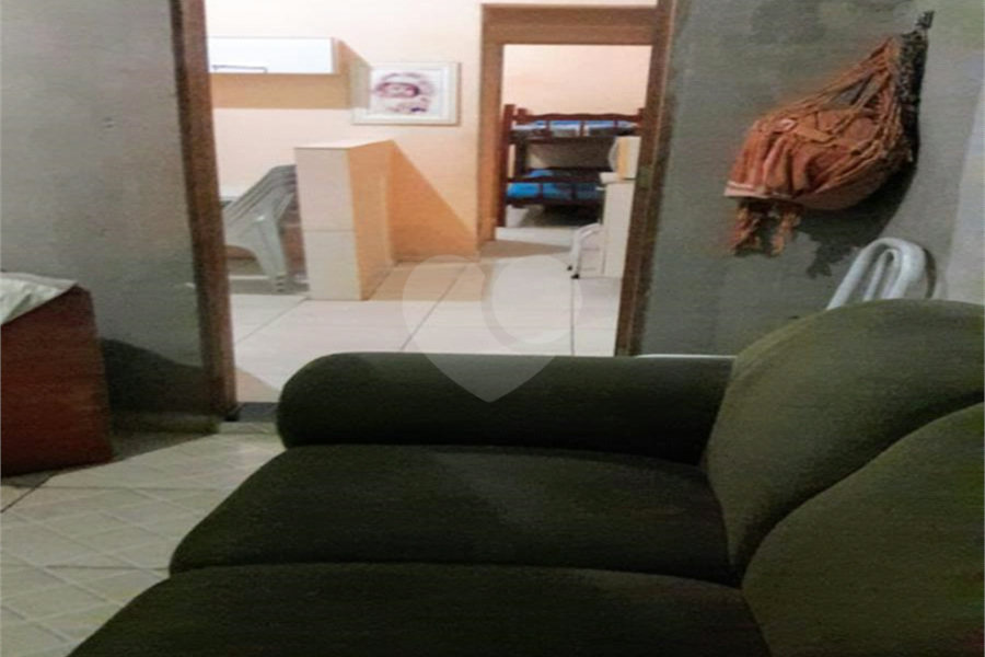 Casa à venda com 3 quartos em Balneário Laranjeiras, Itanhaém, SP