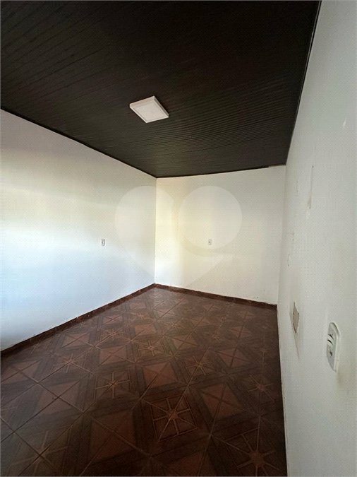 Casa à venda com 2 quartos em Jardim das Rosas, Ponta Porã, MS