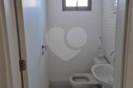 Sala à venda em Valongo, Santos, SP
