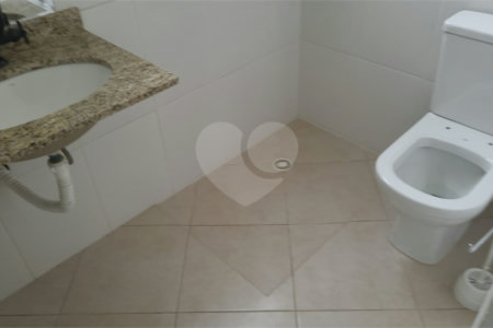 Casa à venda com 2 suítes, em Cidade Nova Arujá, Arujá, SP