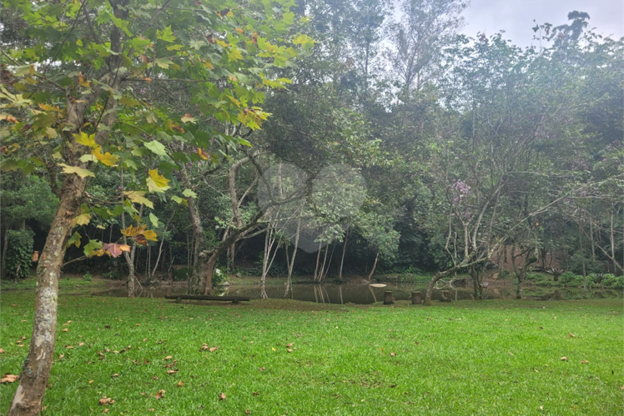 Terreno à venda no condomínio Parque Petrópolis 4 Secção, Mairiporã - SP