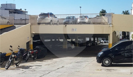 Apartamento à venda com 2 quartos, sendo 1 suíte,  em Parque Reserva Fazenda Imperial, Sorocaba, SP