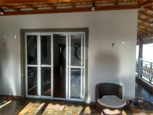 Casa à venda com 3 quartos, sendo 1 suíte,  no condomínio Alpes de Mairiporã, Mairiporã - SP