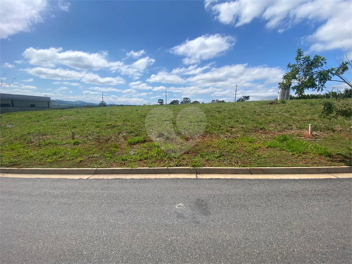 Terreno à venda no condomínio Elementum, Atibaia - SP
