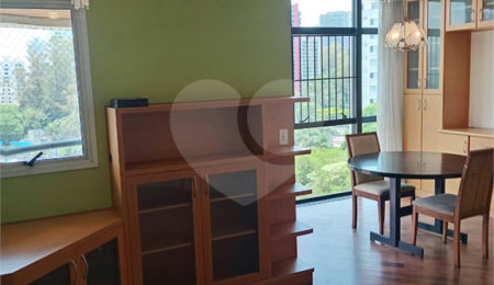 Apartamento à venda com 3 quartos, sendo 1 suíte,  em Vila Suzana, São Paulo, SP