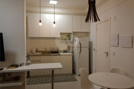 Apartamento à venda ou para alugar com 1 quarto em Granja Viana, Cotia, SP