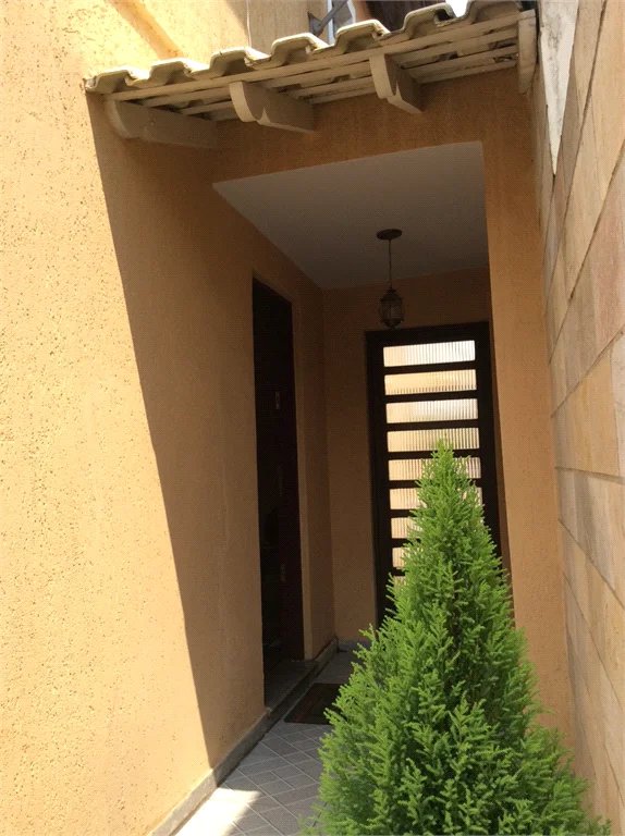 Sobrado à venda com 4 quartos, sendo 2 suítes, em Jardim Bonfiglioli, São Paulo, SP
