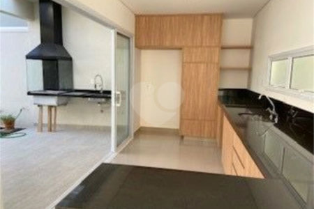 Casa à venda com 3 suítes no condomínio Residencial Viena, Indaiatuba - SP