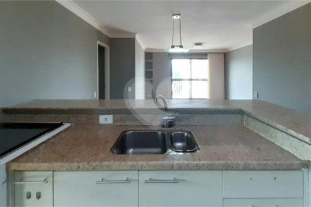 Apartamento para alugar com 3 quartos, sendo 1 suíte, em Alto da Boa Vista, São Paulo, SP
