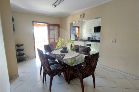 Casa à venda com 5 quartos, sendo 1 suíte, em Santa Claudina, Vinhedo, SP