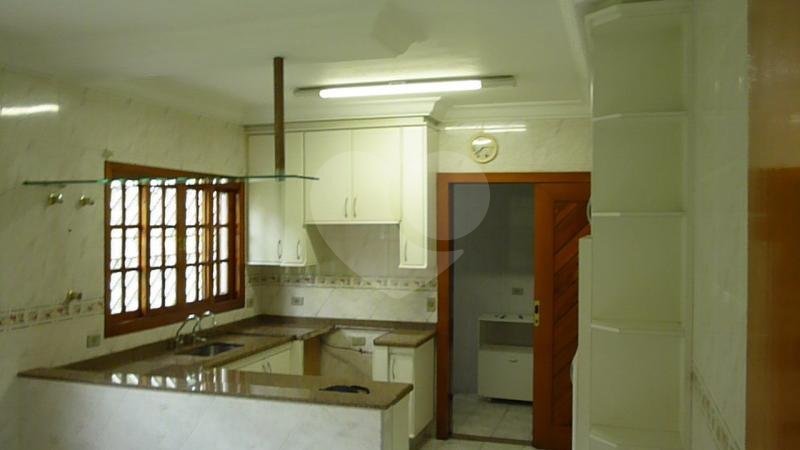 Sobrado à venda com 3 suítes em Vila Mazzei, São Paulo, SP