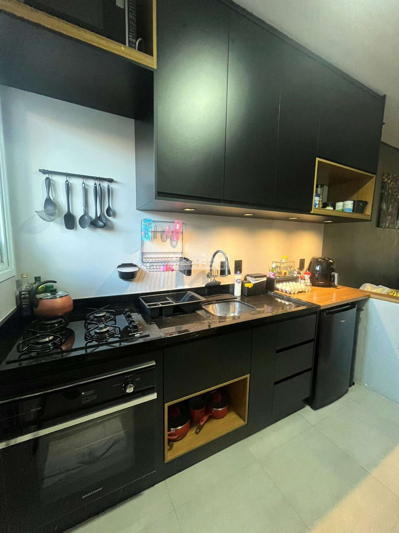 Casa à venda com 2 quartos no condomínio Villagio Dei Fiori, Atibaia - SP