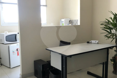 Sobrado à venda com 6 quartos em Vila Santo Estéfano, São Paulo, SP