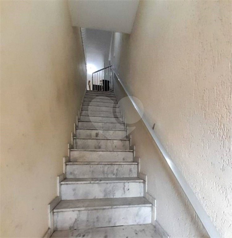 Sobrado à venda com 4 quartos em Vila Firmiano Pinto, São Paulo, SP