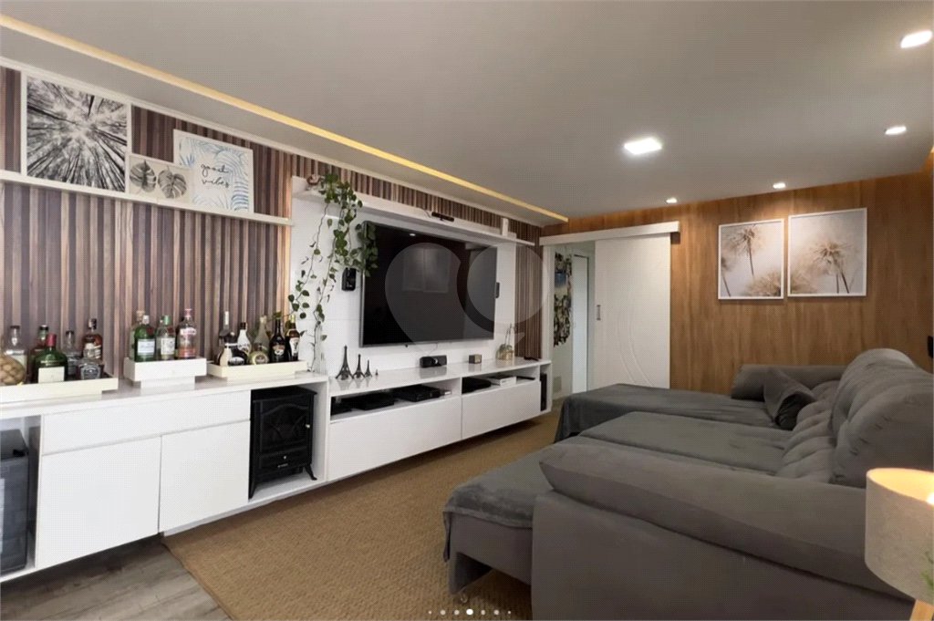 Apartamento à venda com 4 quartos, sendo 2 suítes, em Vila Augusta, Guarulhos, SP