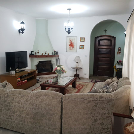 Casa à venda com 3 quartos, sendo 2 suítes, em Jardim Campo Grande, São Paulo, SP