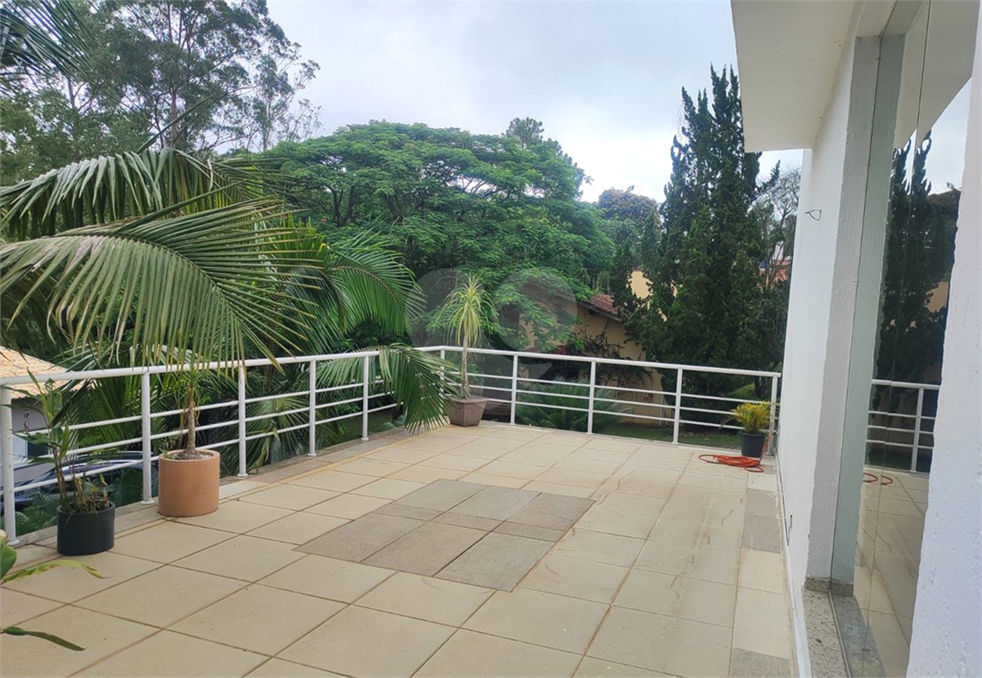 Casa à venda com 3 quartos, sendo 1 suíte, no condomínio Clube Florada Suzano, Suzano - SP