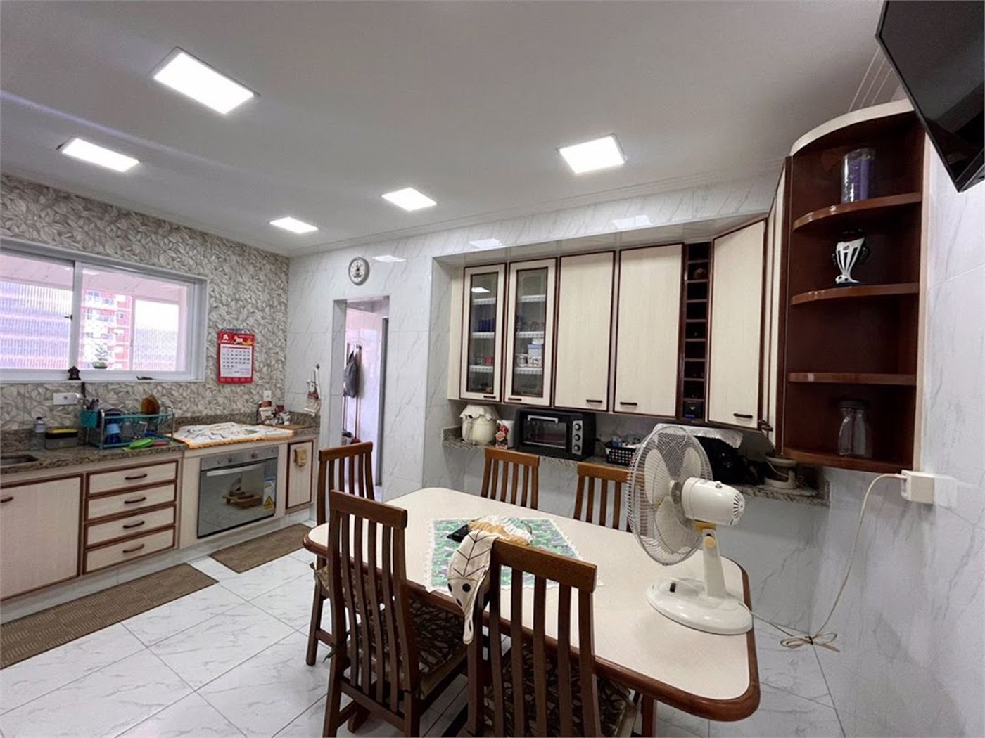 Apartamento à venda, 92 m² por R$ 690.000,00 - Campo Grande - Santos/SP