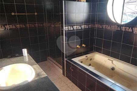 Sobrado à venda com 3 quartos, sendo 2 suítes, em Jardim do Colégio (zona Norte), São Paulo, SP