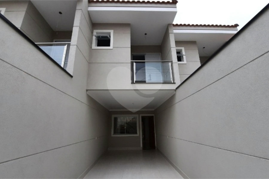 Casa à venda com 3 suítes no condomínio Residencial Gaya, São Paulo - SP