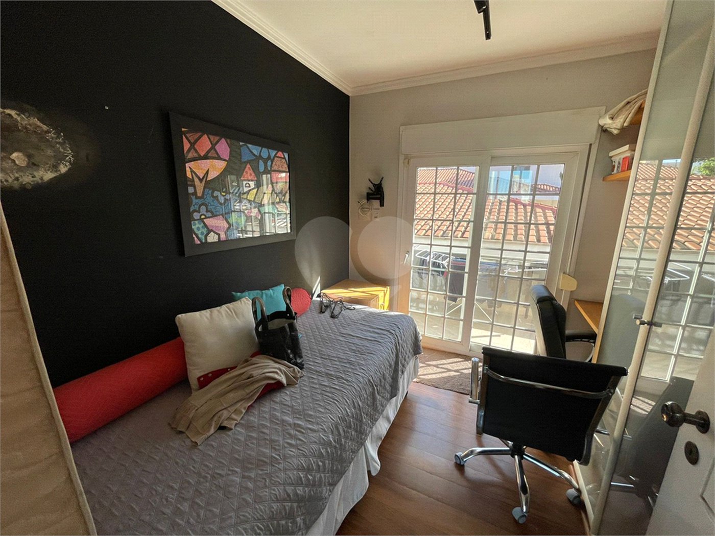 Casa à venda com 4 suítes no condomínio Fechado, São Paulo - SP