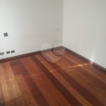 Sobrado à venda com 4 quartos, sendo 2 suítes,  em Tremembé, São Paulo, SP