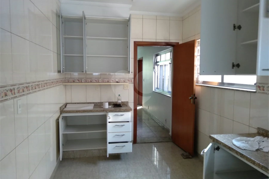 Sobrado à venda com 4 quartos, sendo 1 suíte, em Santana, São Paulo, SP