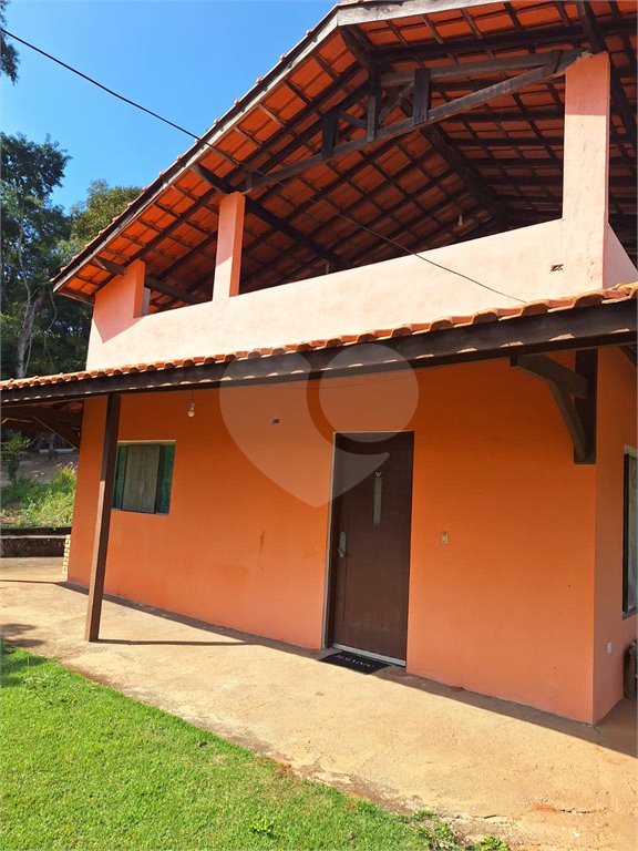 Chácara à venda ou para alugar com 3 quartos, sendo 1 suíte,  em Parque Residencial Itapeti, Mogi das Cruzes, SP