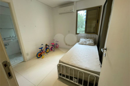 Apartamento à venda com 3 suítes em Brooklin Paulista, São Paulo, SP