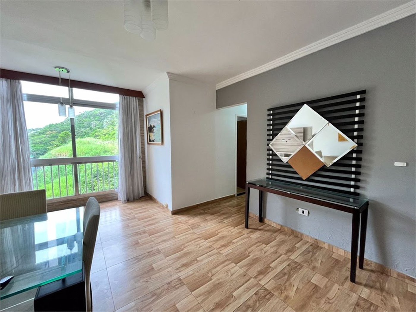 Apartamento com 2 dormitórios à venda, 80 m² por R$ 290.000,00 - Enseada - Guarujá/SP