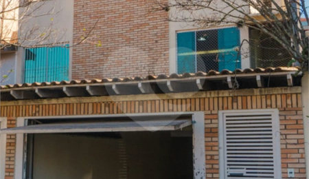 Sobrado à venda com 3 quartos, sendo 2 suítes,  em Jardim Bonfiglioli, São Paulo, SP