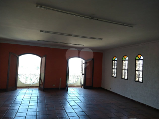 Casa à venda ou para alugar com 3 quartos, sendo 1 suíte,  em Santana, São Paulo, SP