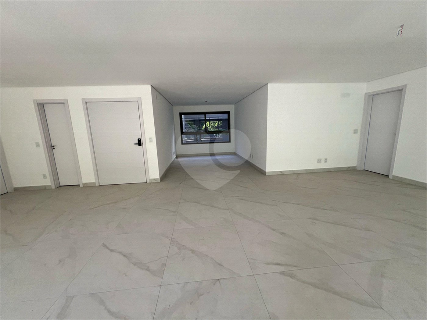 Apartamento à venda com 4 suítes em Sumaré, São Paulo, SP